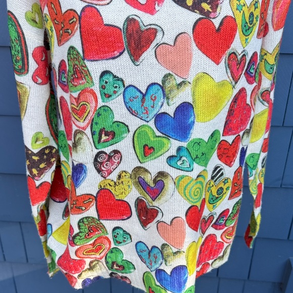 Colorful Heart Print Lightweight Sweater NWOT medium - Picture 3 of 8
